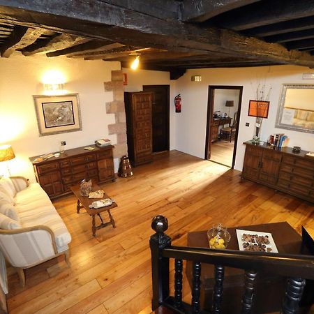 Apartamentos Santa Lucia Cabezón de la Sal Esterno foto