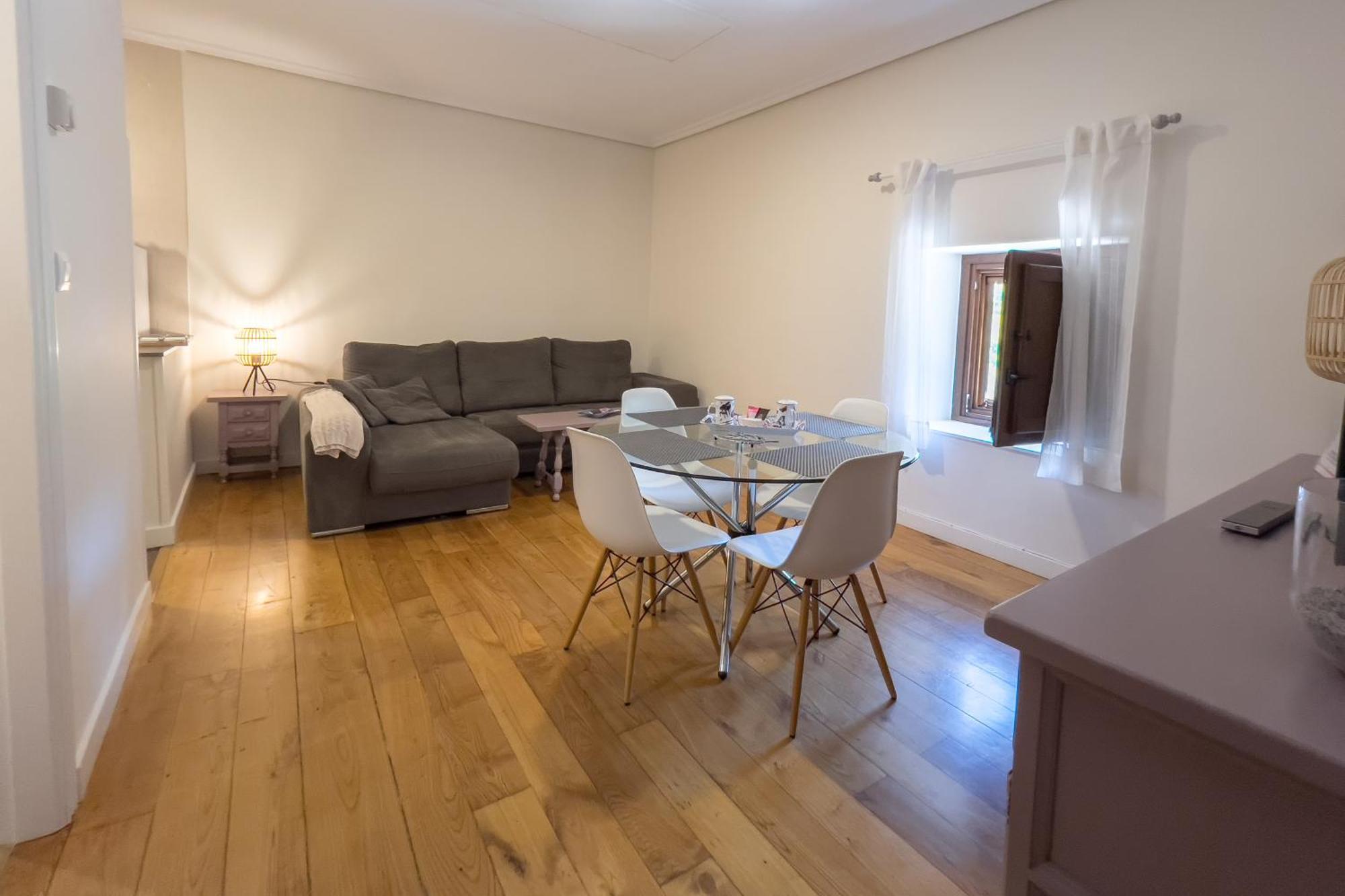 Apartamentos Santa Lucia Cabezón de la Sal Esterno foto