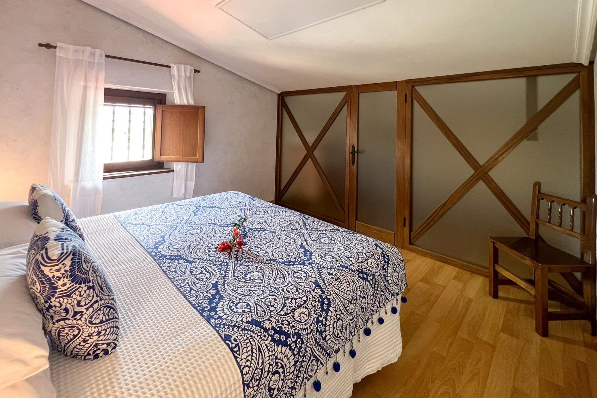 Apartamentos Santa Lucia Cabezón de la Sal Esterno foto