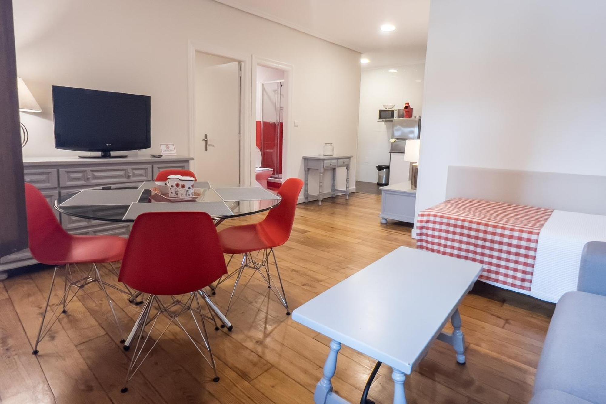 Apartamentos Santa Lucia Cabezón de la Sal Esterno foto