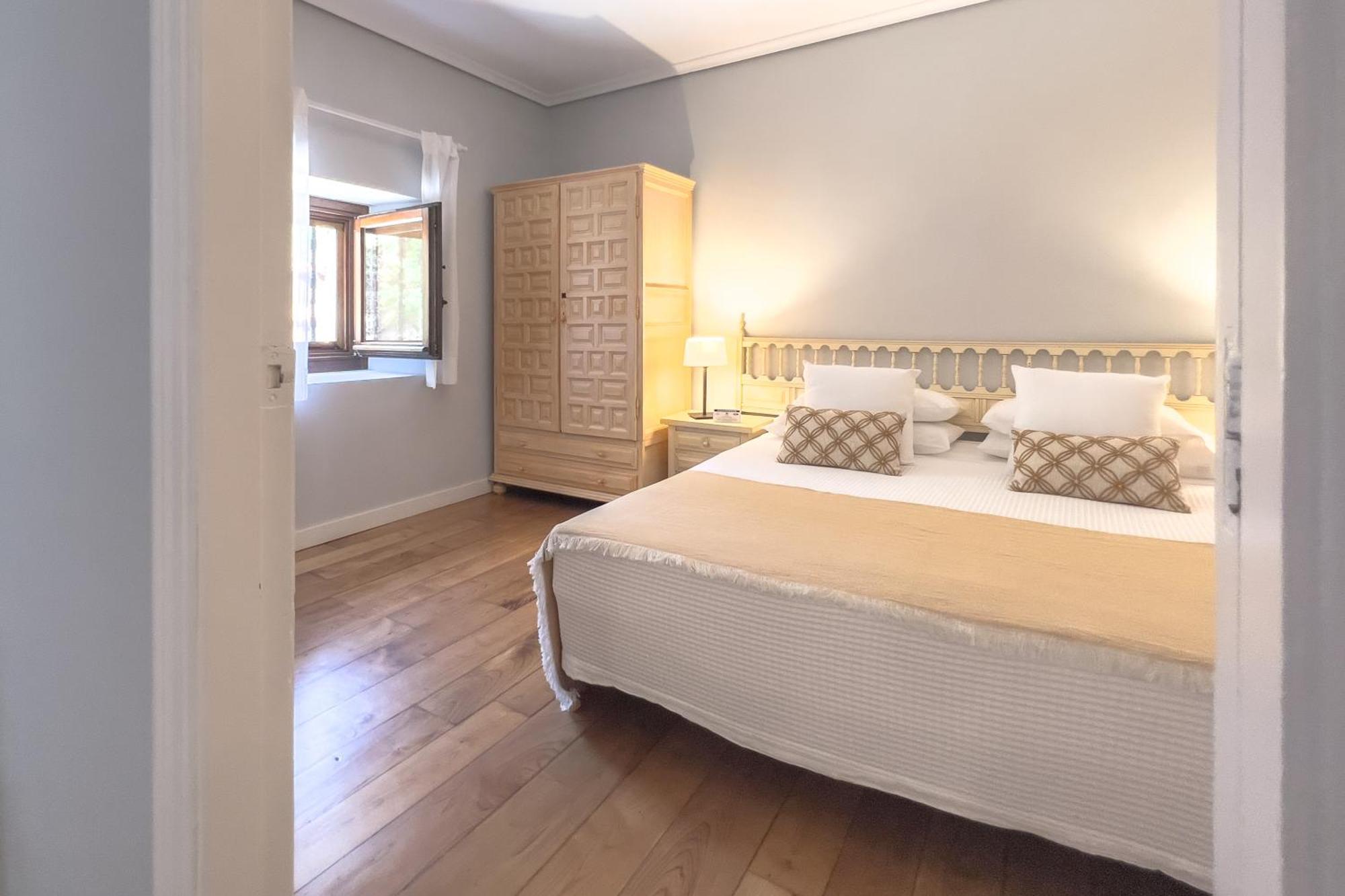 Apartamentos Santa Lucia Cabezón de la Sal Esterno foto