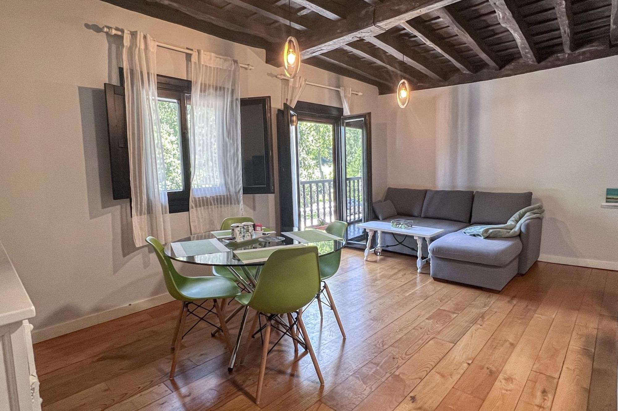 Apartamentos Santa Lucia Cabezón de la Sal Esterno foto