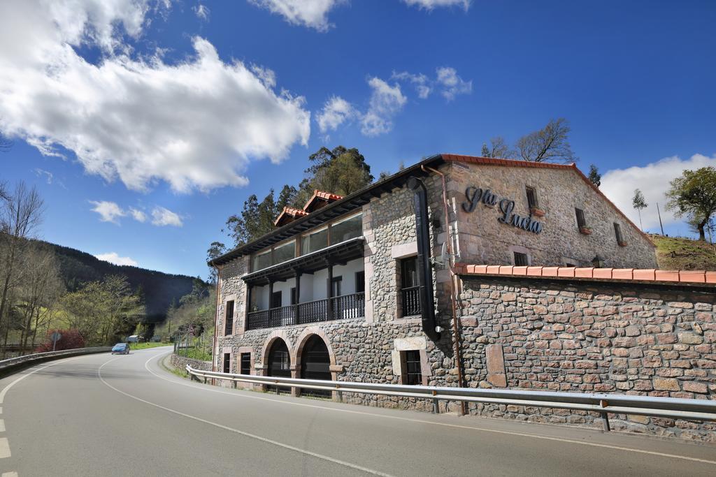 Apartamentos Santa Lucia Cabezón de la Sal Esterno foto